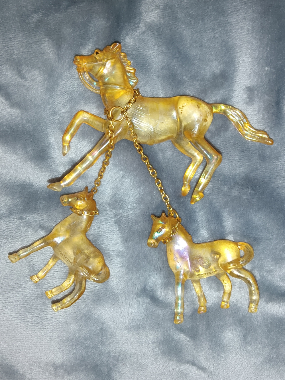 Vintage Set Of 9, Amber Lucite Horse Trio Pendant